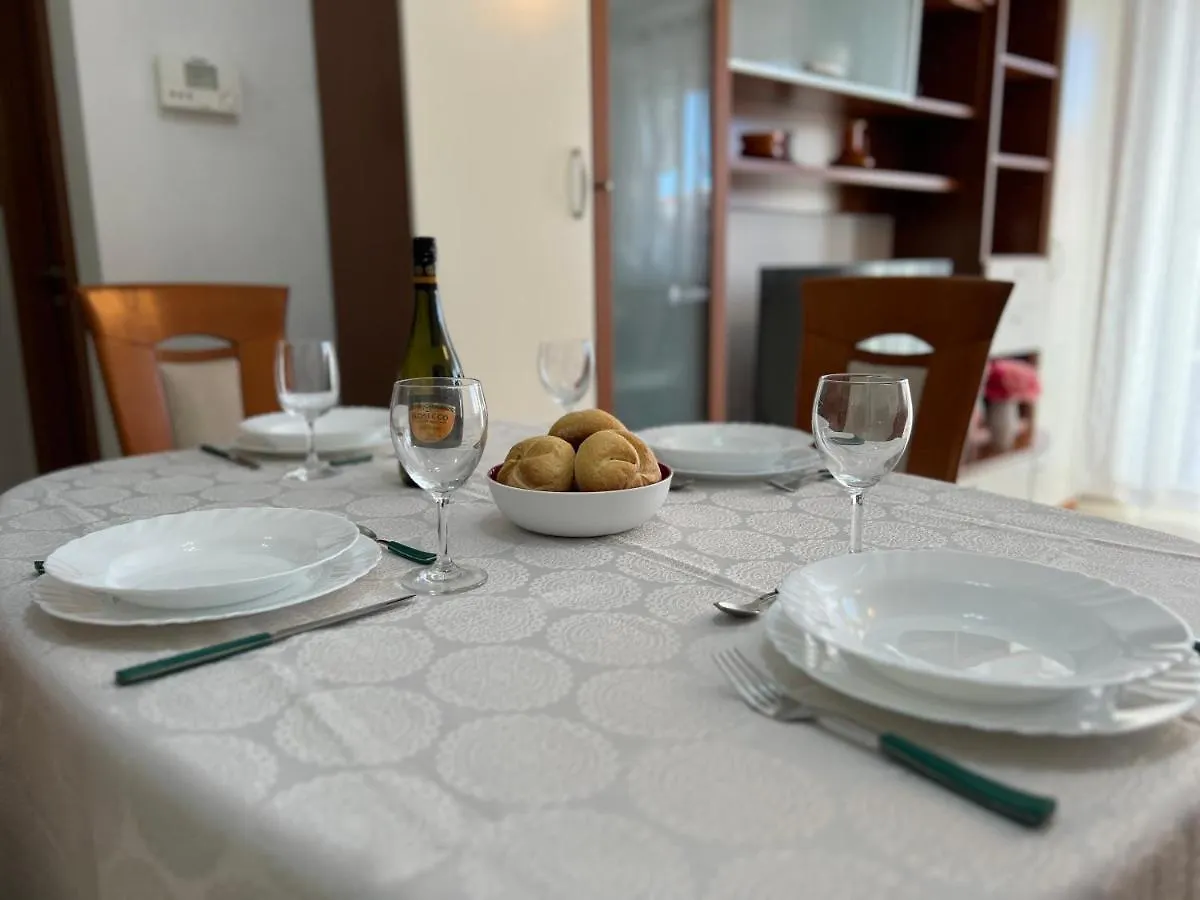 Apartman Ruza Apartment Pula